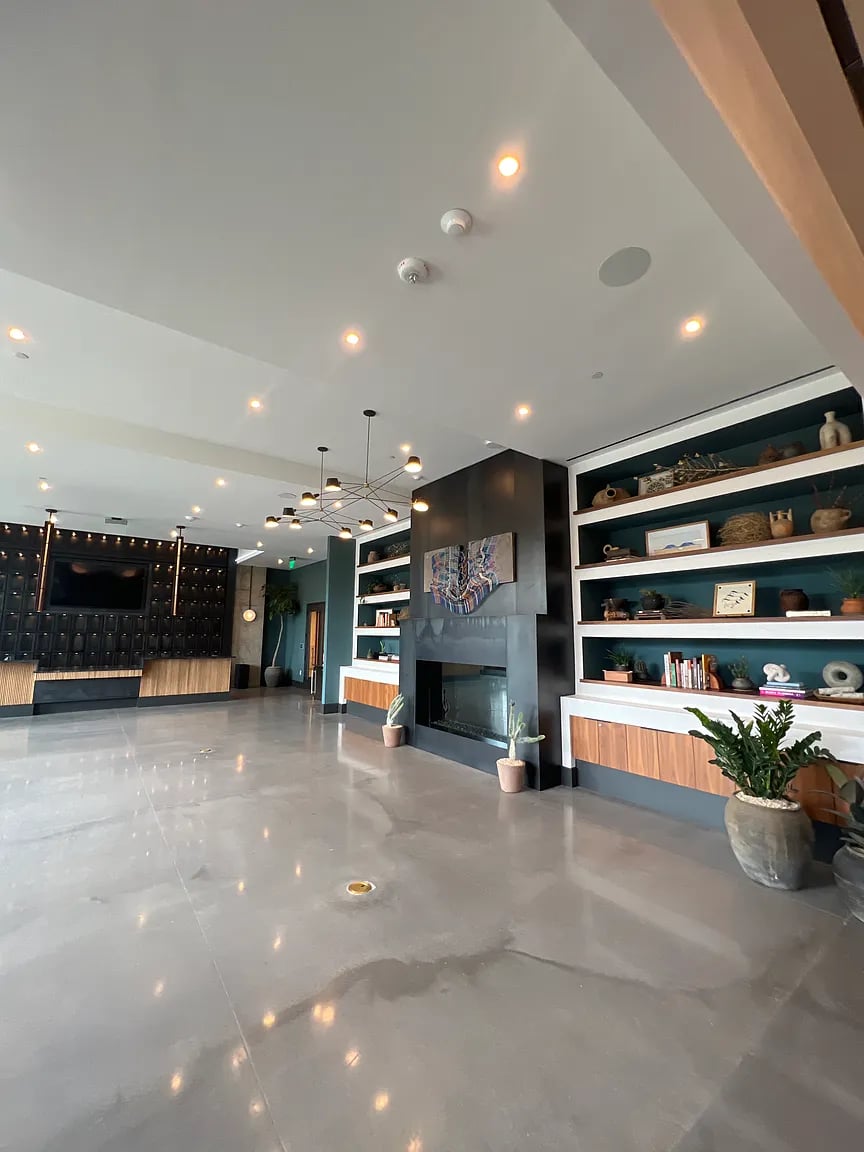 84 East Ave #1507