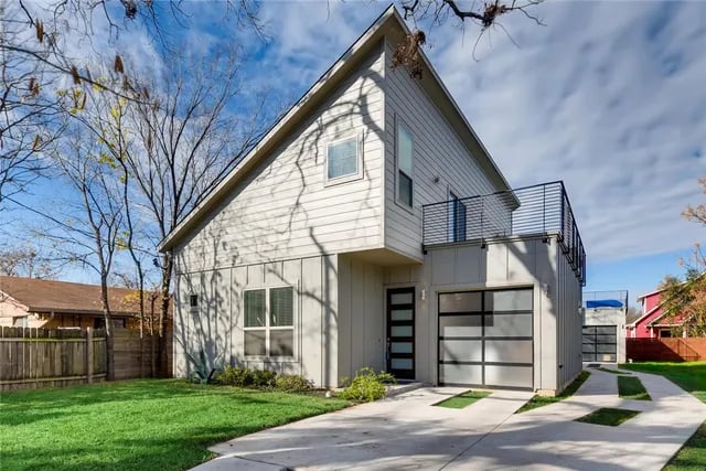 1106 Tillery St